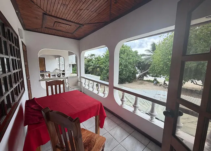 Diamond Plaza Beachfront Apartament *
